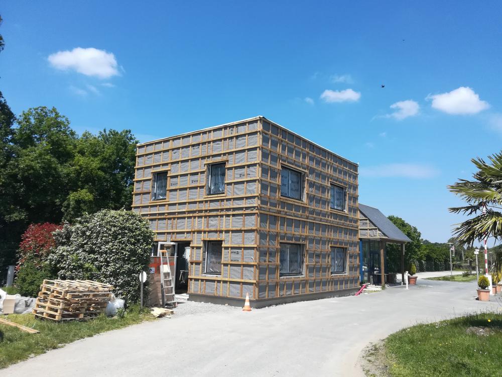 charpente-onillon_Camping-ossature-bois-bureau-2020-Chambretaud-85-4